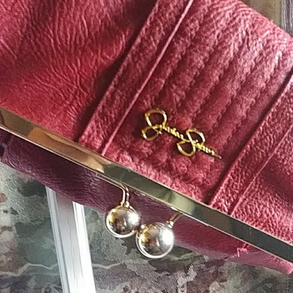 Purs - Picture 2 of 4